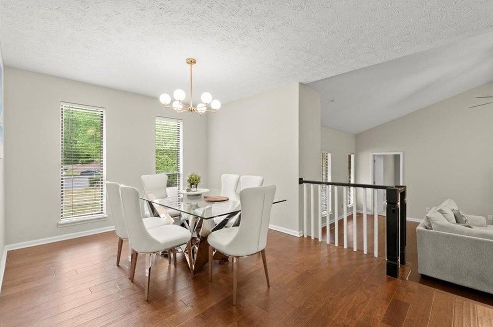 3513 Vinings North Trce, Smyrna GA  30080-4583 exterior