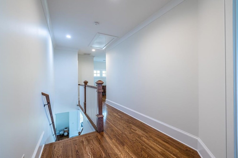 208 Mead Rd, Decatur GA  30030-3623 exterior