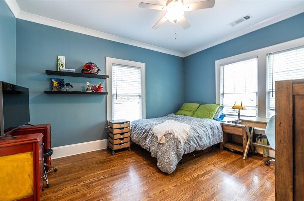 208 Mead Rd, Decatur GA  30030-3623 exterior