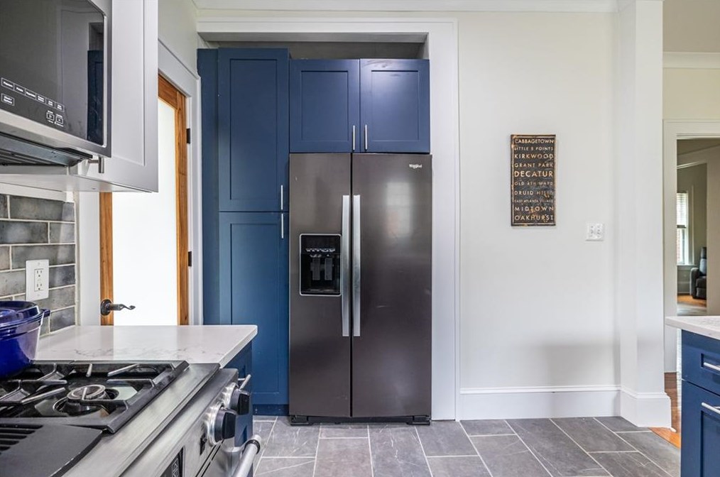 208 Mead Rd, Decatur GA  30030-3623 exterior