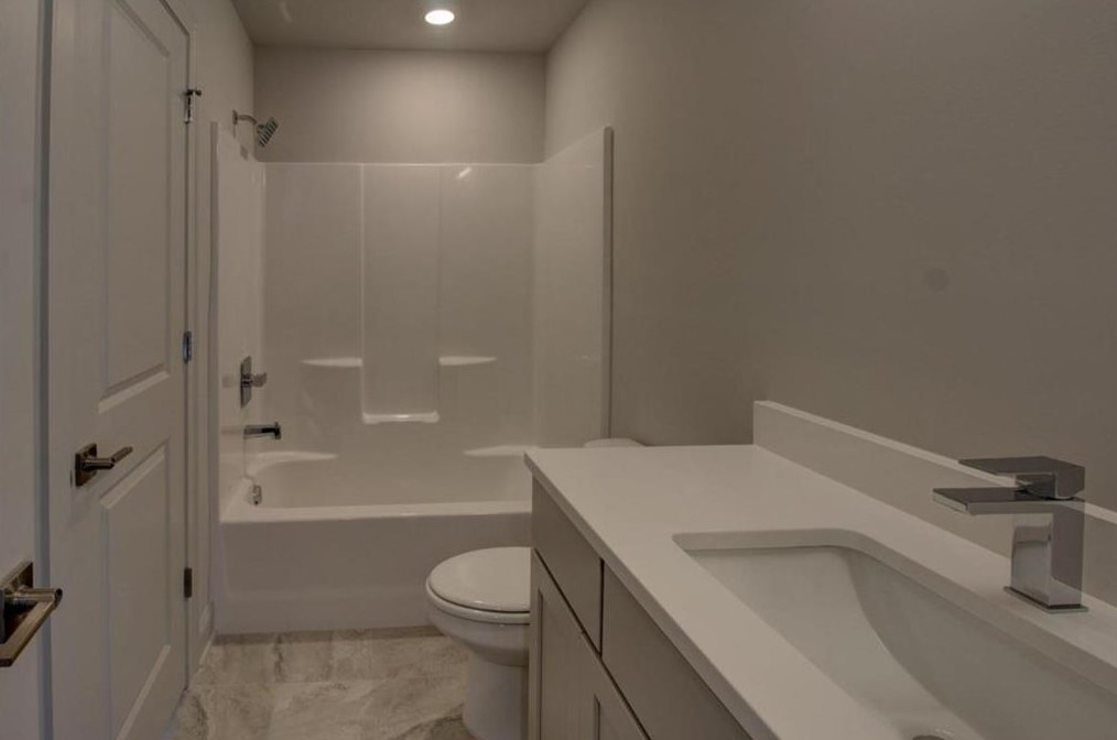 3012 Flt Shl Rd, Conyers GA  30013-1708 exterior
