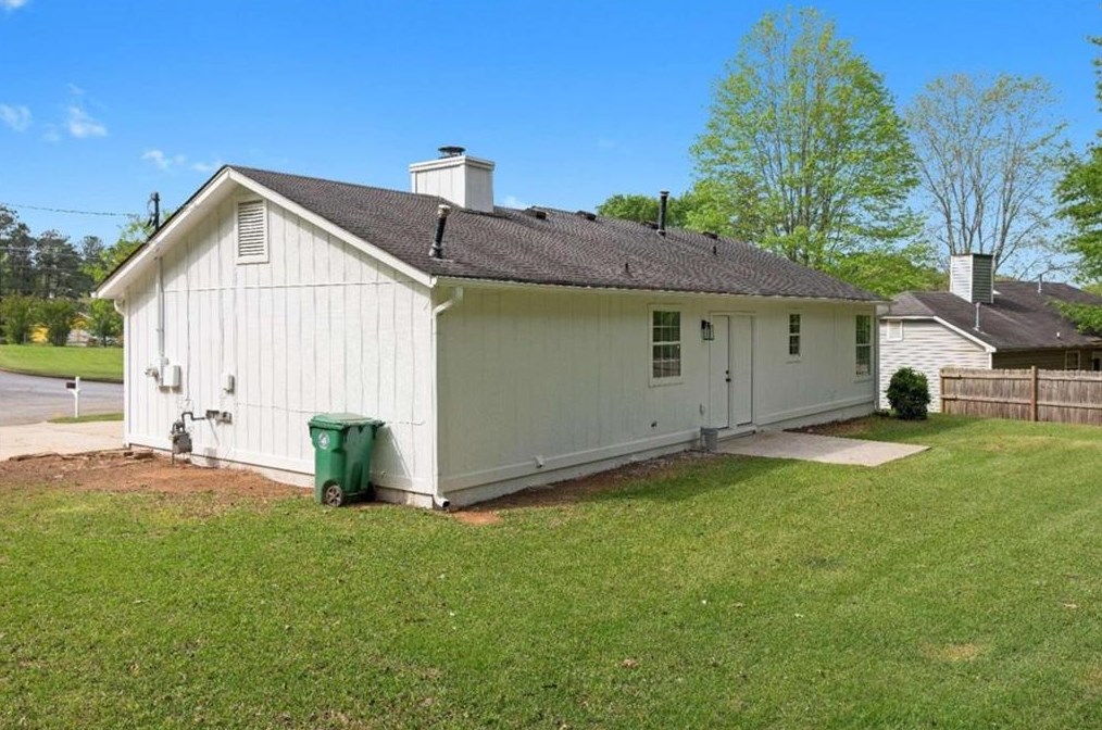 2383 Deep Shoals Cir, Decatur GA  30034-1236 exterior