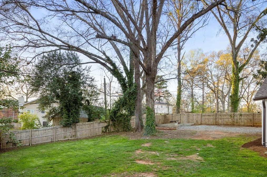 670 Florence Pl, Atlanta GA  30318-5006 exterior