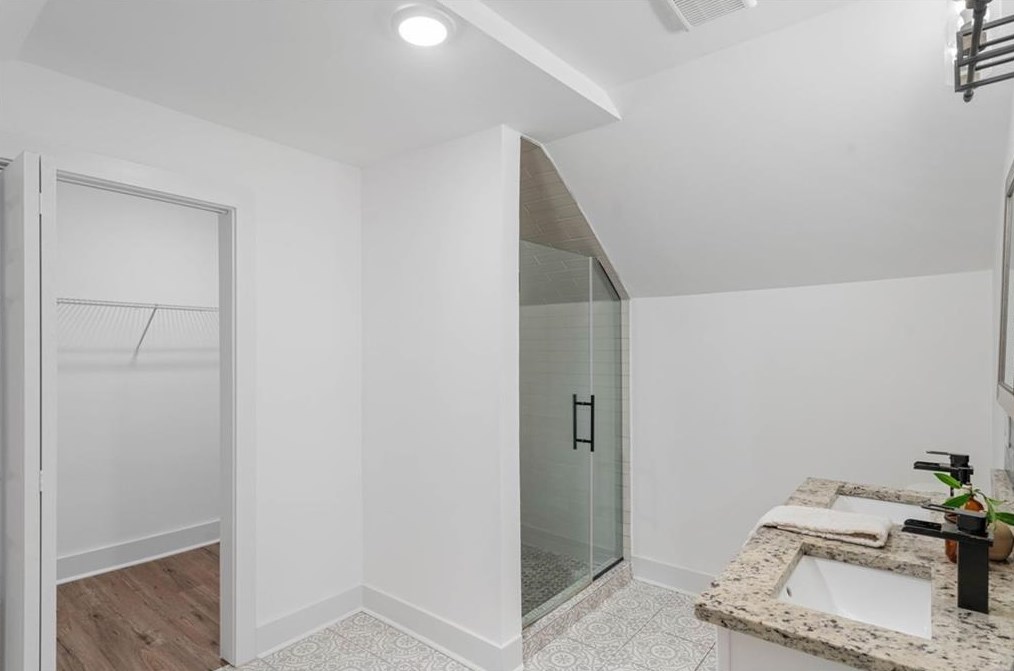 670 Florence Pl, Atlanta GA  30318-5006 exterior