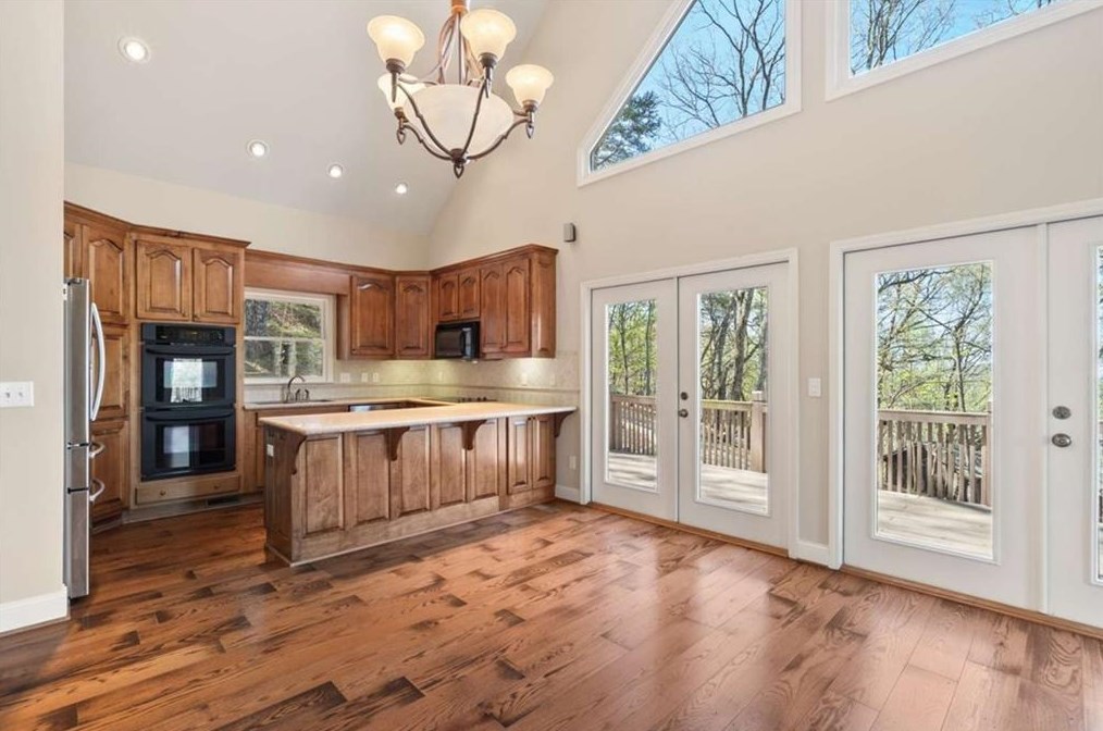 185 Sassafras Mtn Trl, Big Canoe GA  30143-7970 exterior