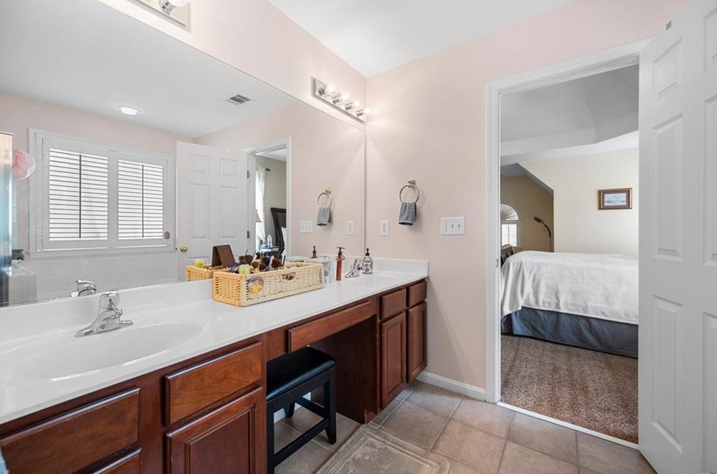 1423 Hornell Ln, Smyrna GA  30082-4877 exterior