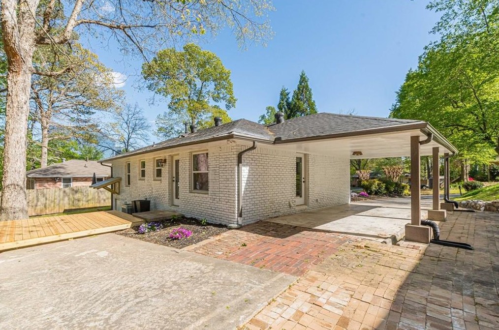 1954 Wellona Pl, Atlanta GA  exterior