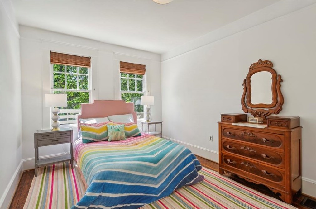 13 Roanoke Ave, Atlanta GA  30305-4345 exterior