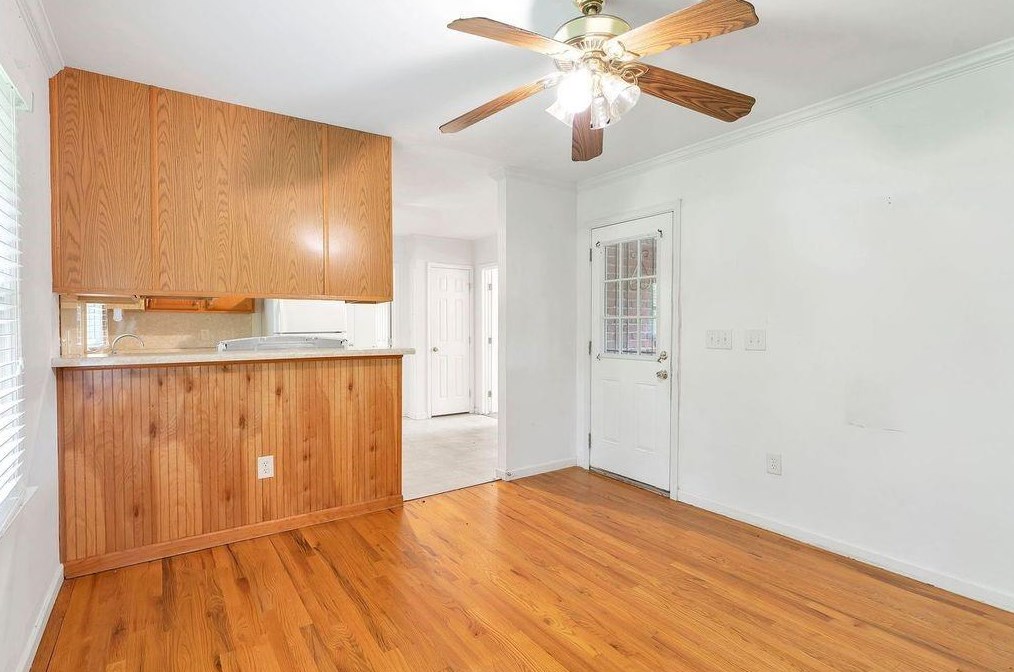 1483 Thomas Rd, Decatur GA  30030-4624 exterior