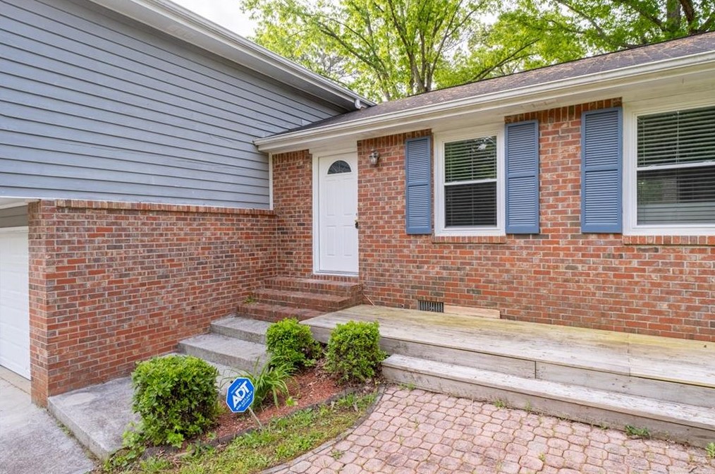 657 Almand Br Rd, Conyers GA  30094-2605 exterior