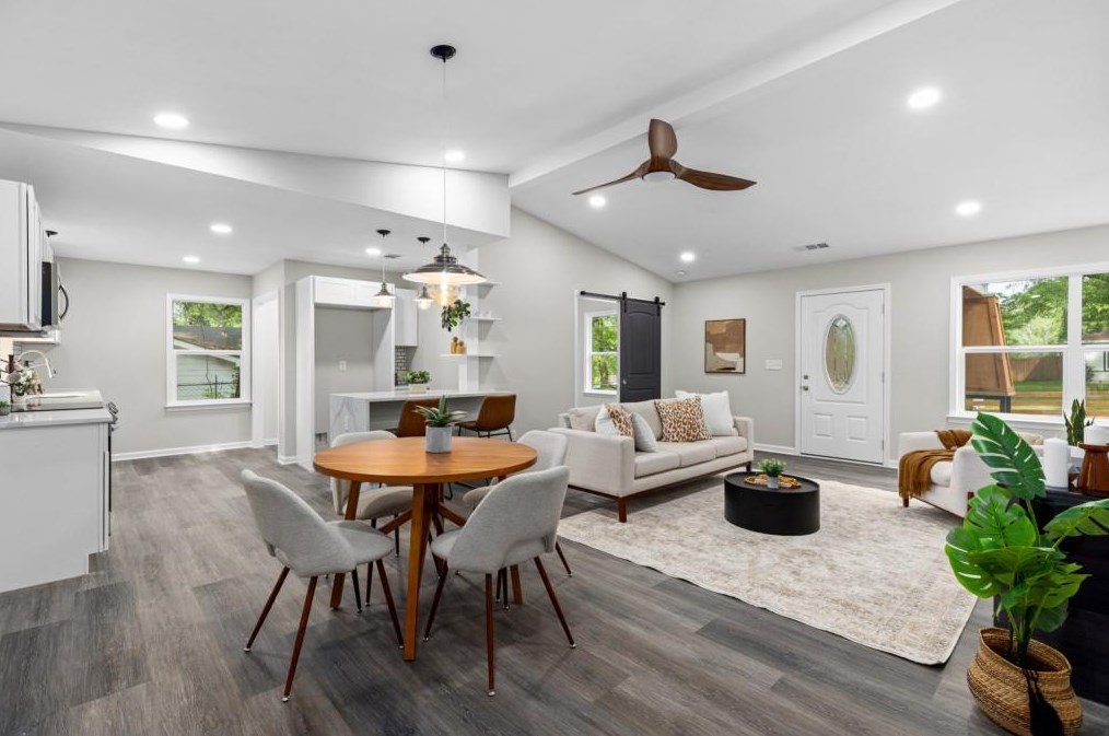 1019 Regis Rd, Atlanta GA  30315-7615 exterior