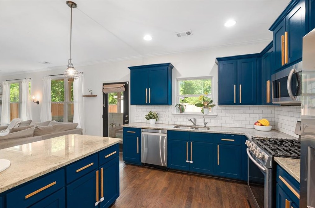 124 Sisson Ave, Atlanta GA  30317-1420 exterior