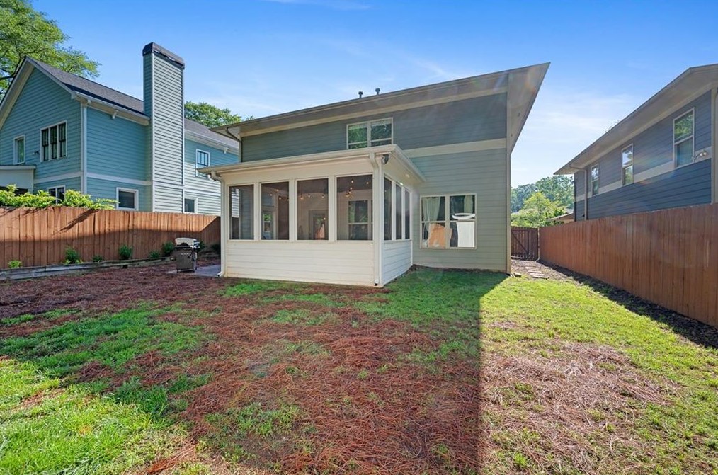 124 Sisson Ave, Atlanta GA  30317-1420 exterior