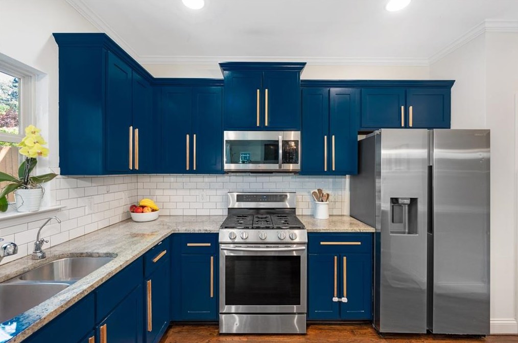 124 Sisson Ave, Atlanta GA  30317-1420 exterior