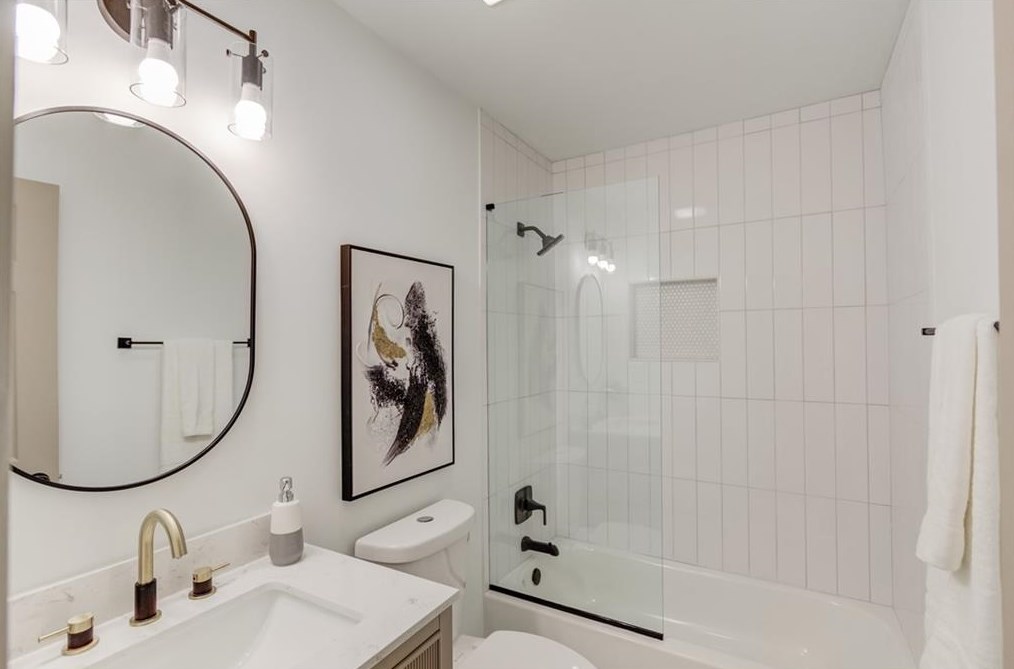 4426 Raven Valley Ct, Decatur GA  30035-1541 exterior