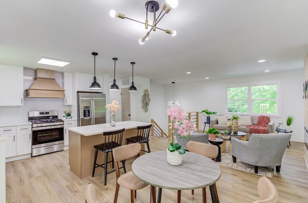 4426 Raven Valley Ct, Decatur GA  30035-1541 exterior