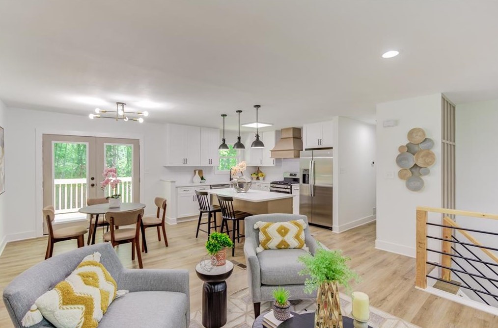 4426 Raven Valley Ct, Decatur GA  30035-1541 exterior