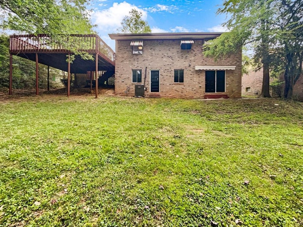 4483 Clement Dr, Atlanta GA  30331-4519 exterior