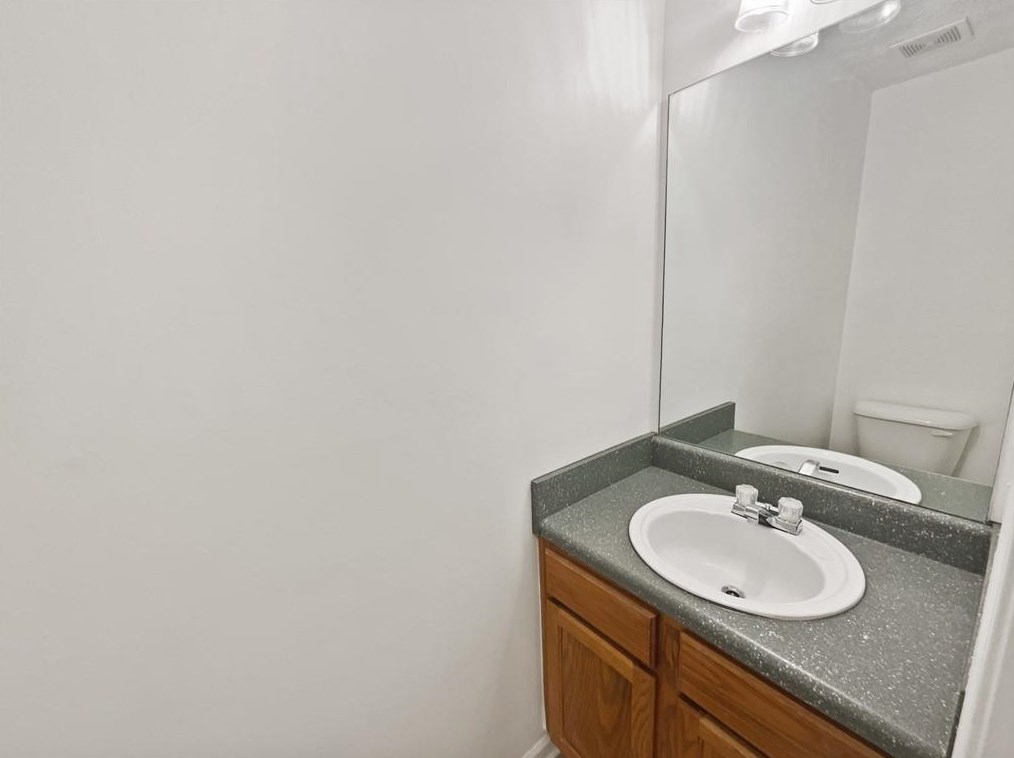 7058 Red Maple Ln, Lithonia GA 30058-2997 exterior