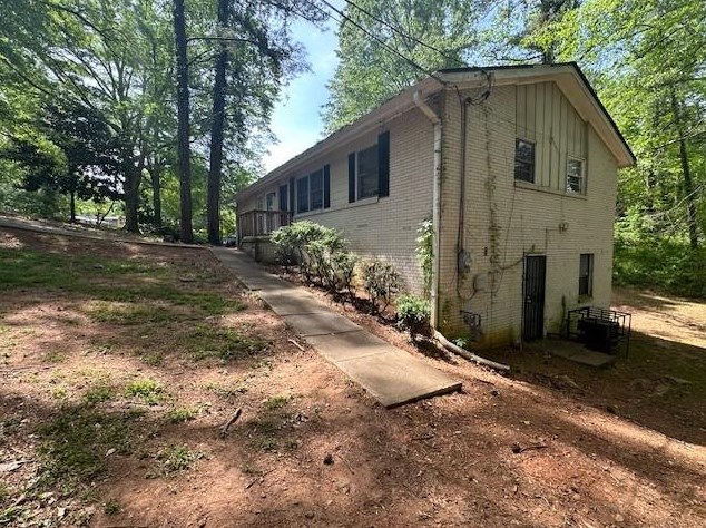 2371 Cresta Dr, Decatur GA  30032-5418 exterior