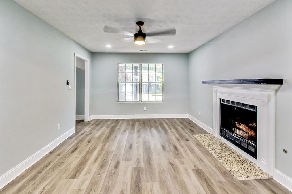 2326 Hampton Dr, Decatur GA  30035-3635 exterior