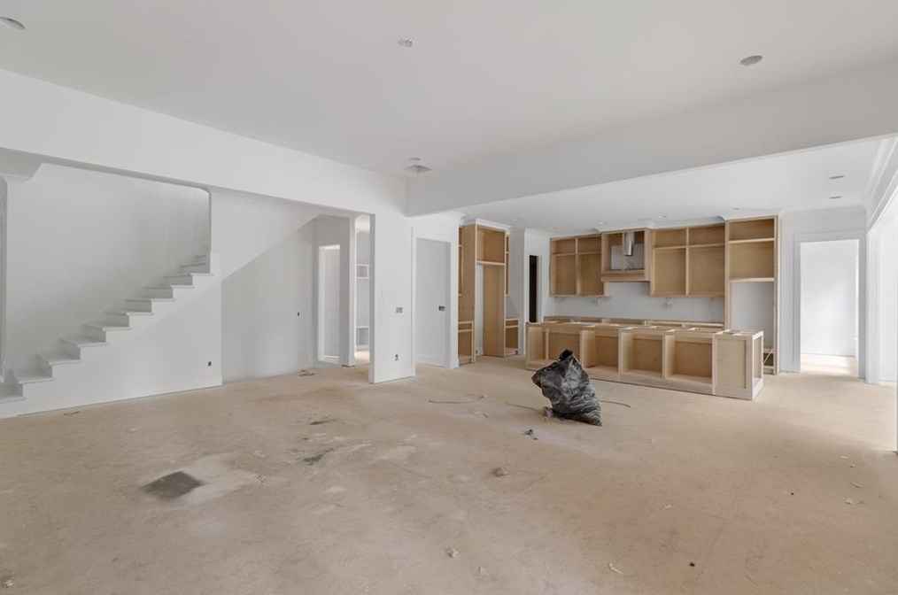 354 Michael Dr, Alpharetta GA 30009-2121 exterior