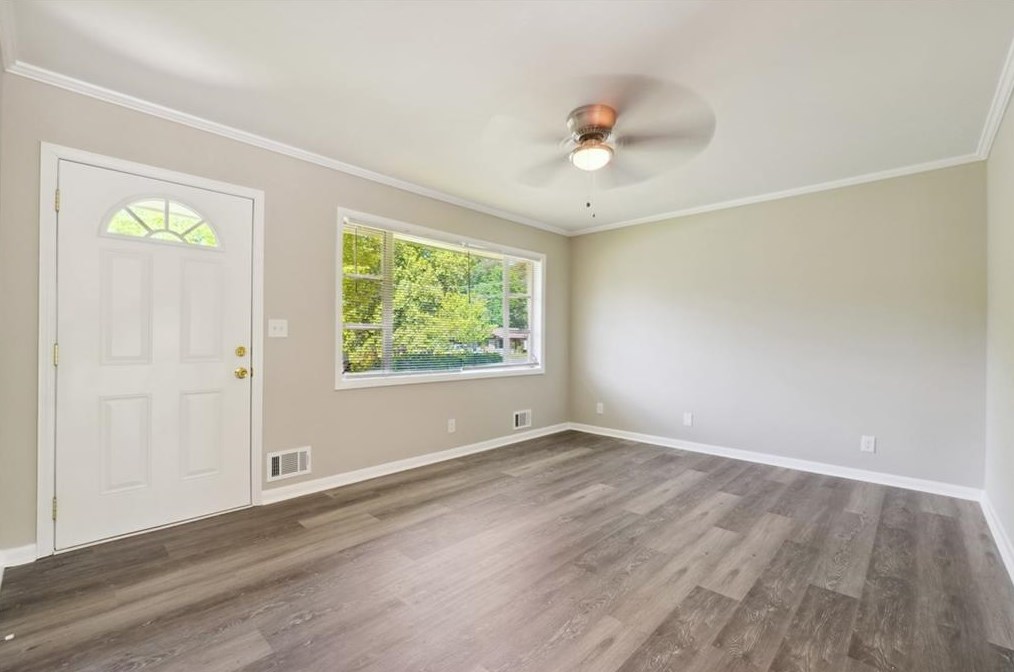 925 Meadow Rock Dr, Stone Mountain GA  30083-3503 exterior