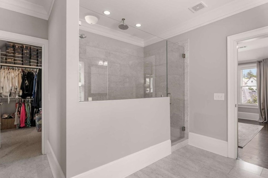 1743 Buckhead Ln, Atlanta GA 30324-6103 exterior