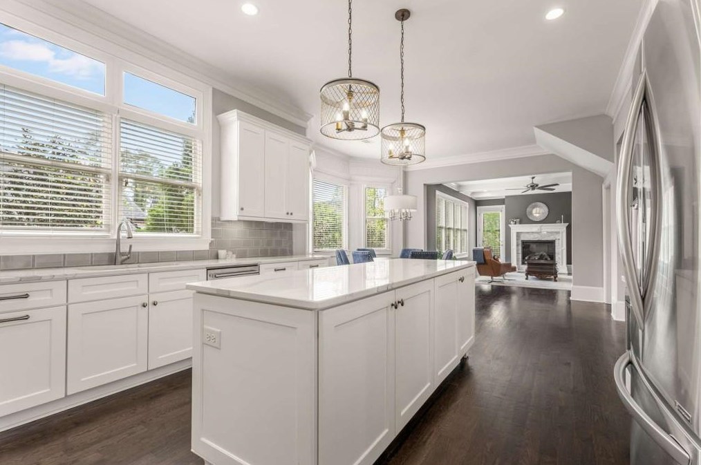 1743 Buckhead Ln, Atlanta GA 30324-6103 exterior