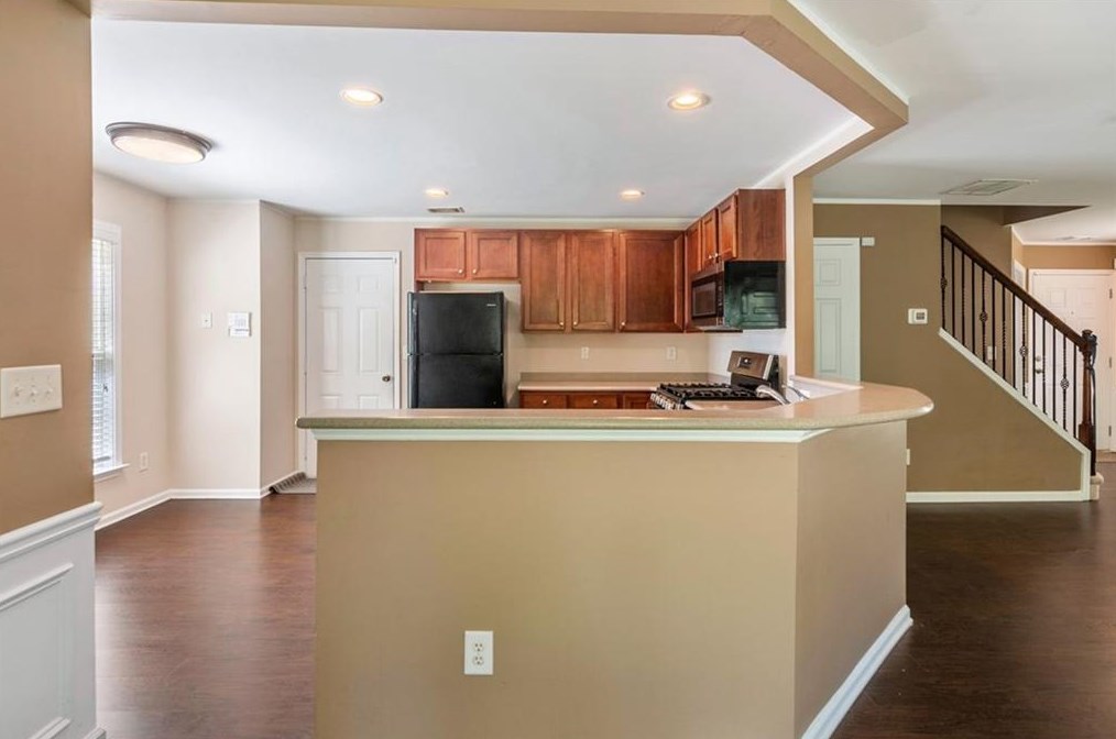 3242 Wellington Walk, Atlanta GA  30331-5453 exterior