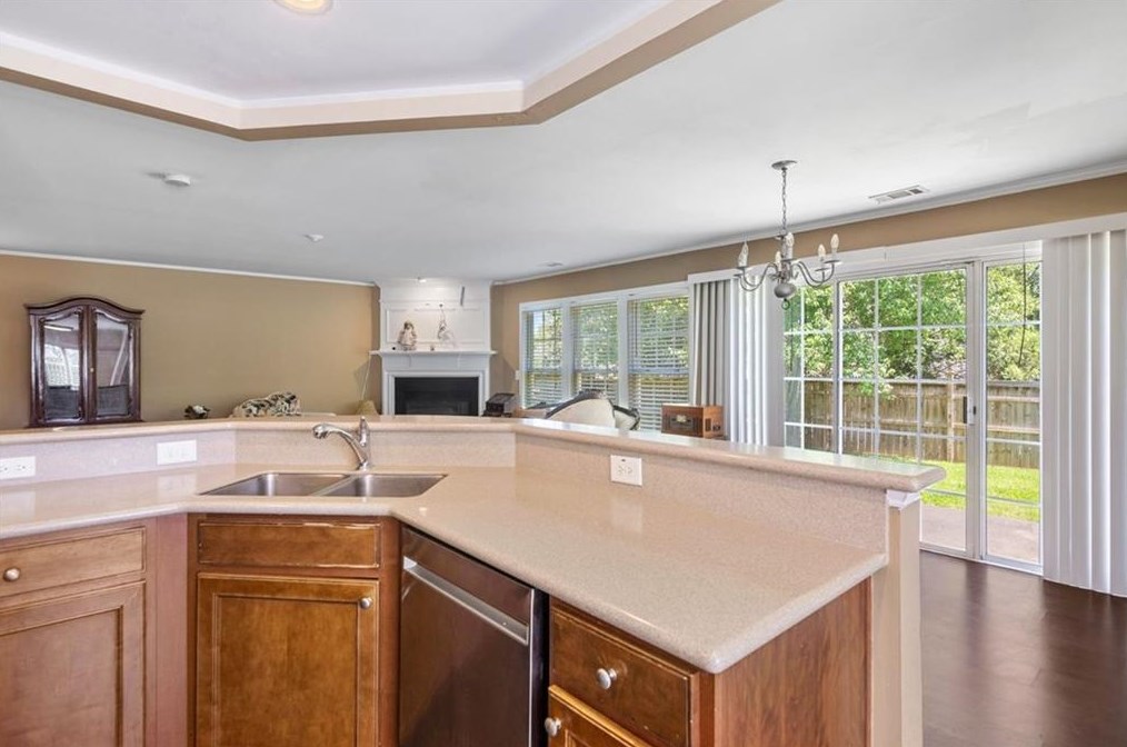 3242 Wellington Walk, Atlanta GA  30331-5453 exterior