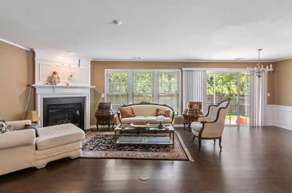 3242 Wellington Walk, Atlanta GA  30331-5453 exterior