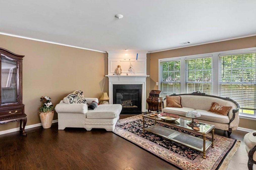 3242 Wellington Walk, Atlanta GA  30331-5453 exterior