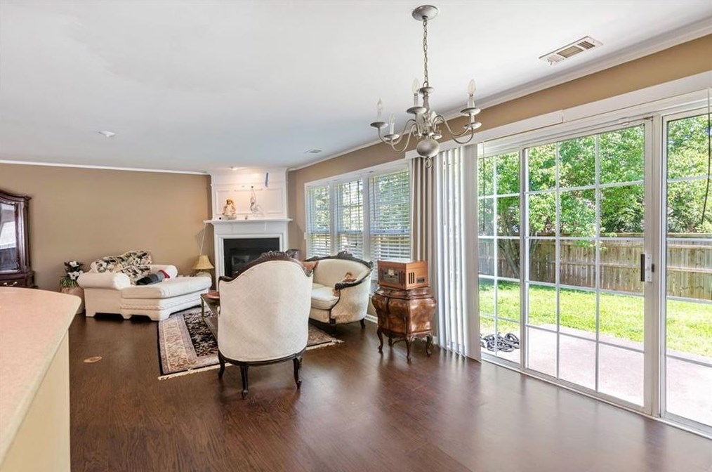 3242 Wellington Walk, Atlanta GA  30331-5453 exterior