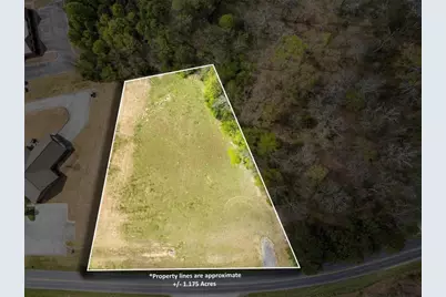 326 Curtis Parkway NE, Calhoun, GA 30701 - Photo 3