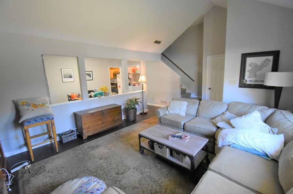 552 Plymouth Ln, Alpharetta GA  30009-3745 exterior