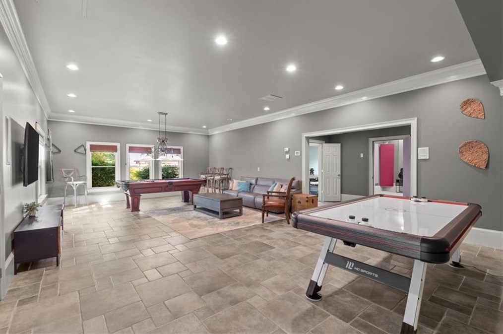 15205 White Columns Dr, Alpharetta GA  30004-8221 exterior