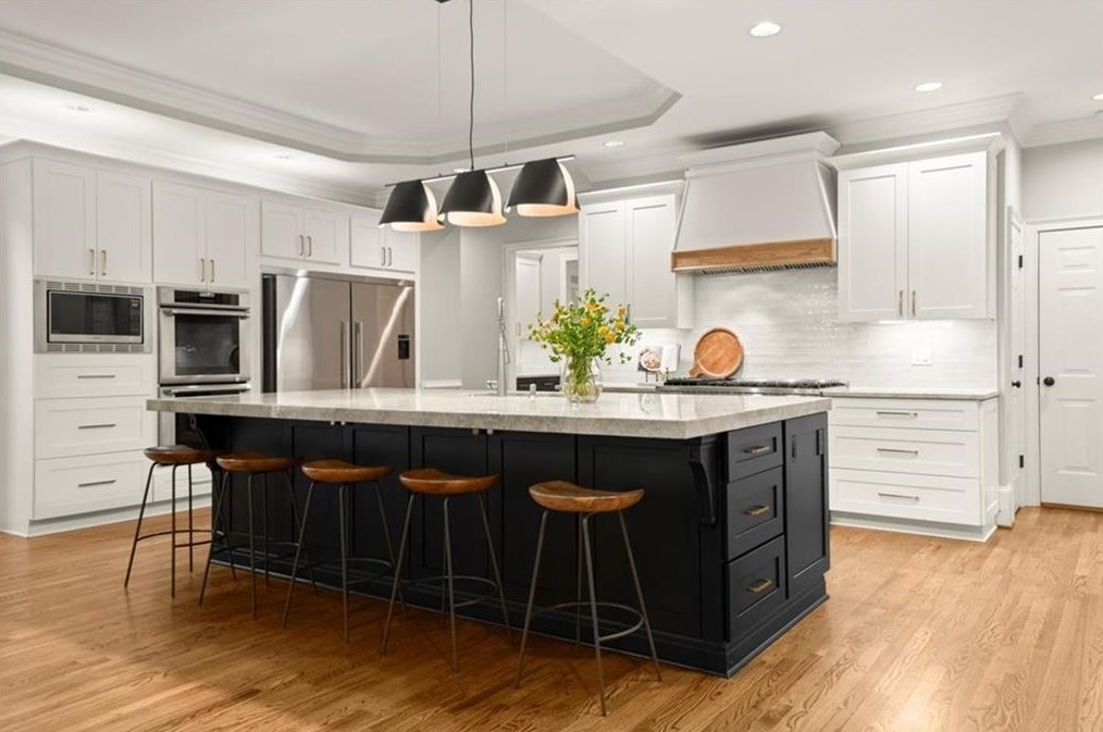 15205 White Columns Dr, Alpharetta GA  30004-8221 exterior