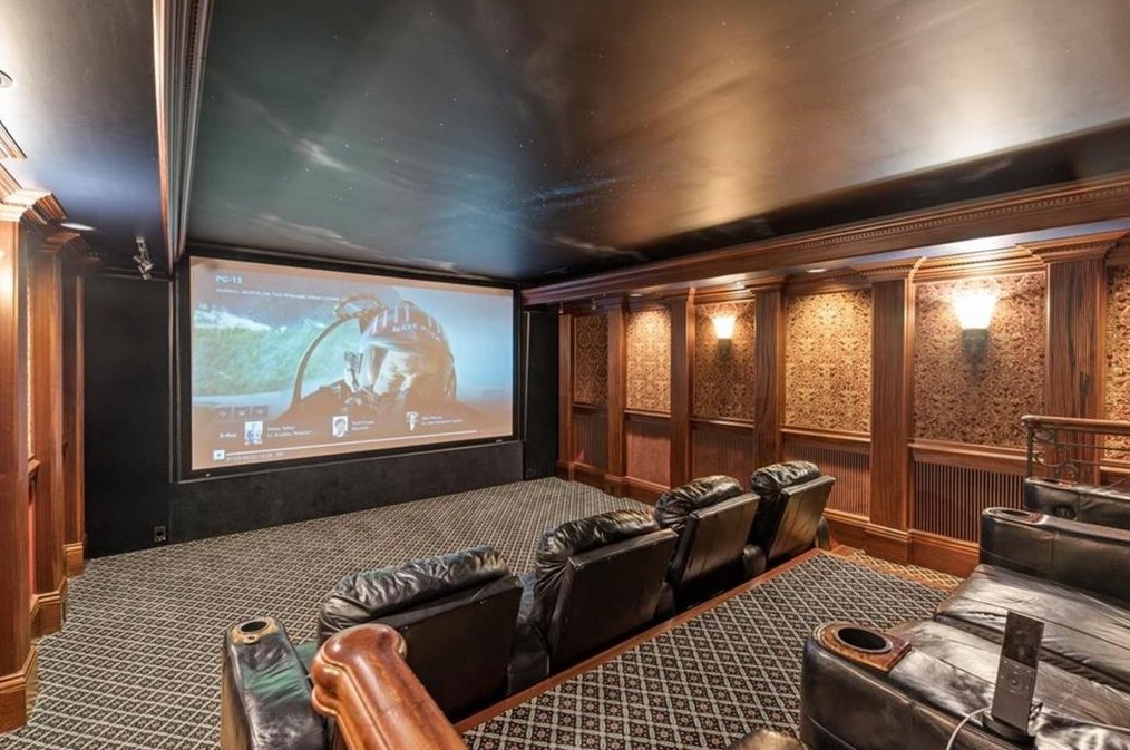 15205 White Columns Dr, Alpharetta GA  30004-8221 exterior