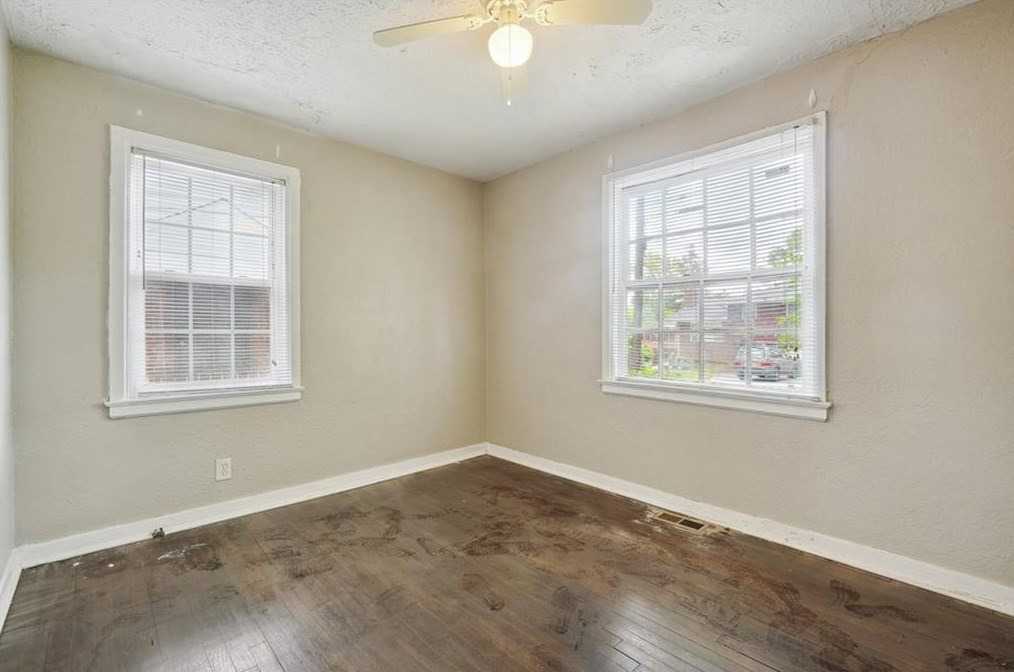1321 Sharon St, Atlanta GA  30314-2465 exterior