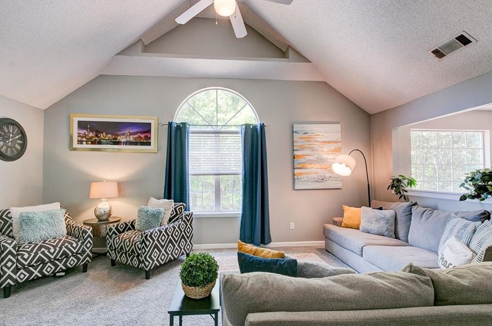 2818 Rambling Way, Lithonia GA  30058-5716 exterior