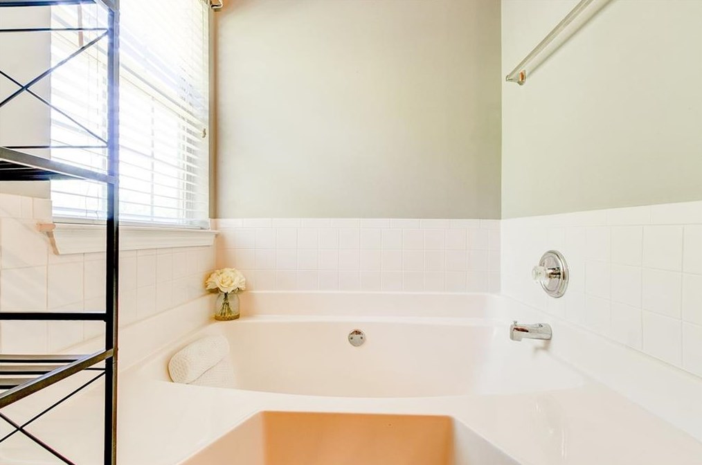 2818 Rambling Way, Lithonia GA  30058-5716 exterior