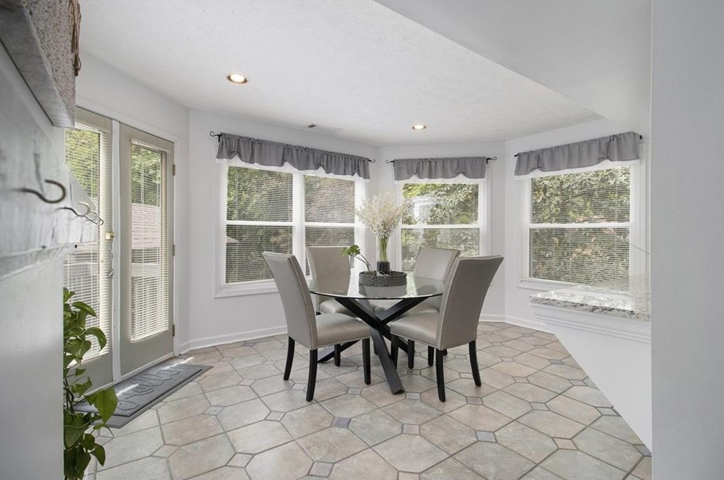 3883 Johnson Dr, Lithonia GA 30039-8446 exterior