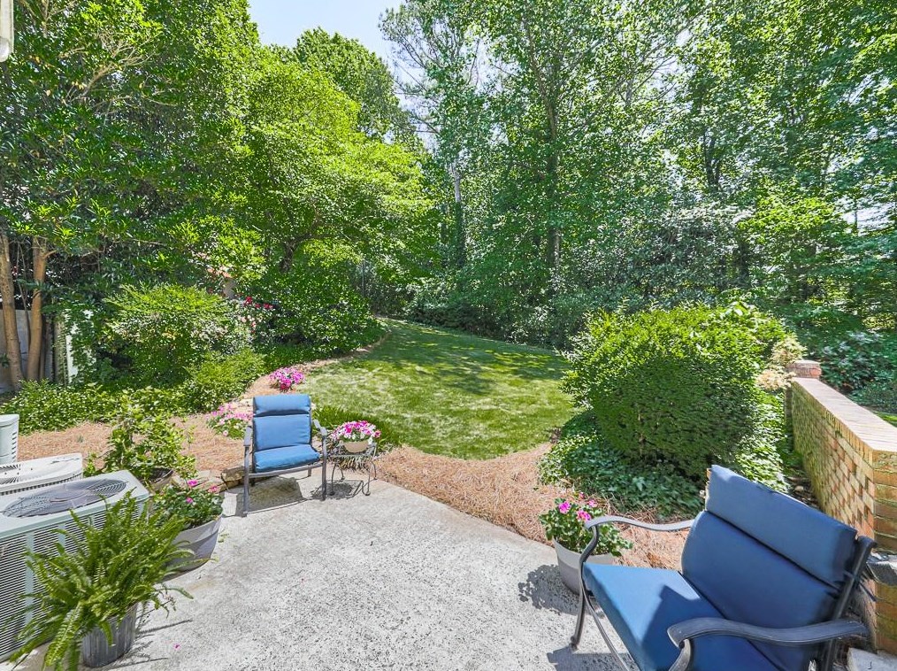 3028 Vinings Ferry Dr, Atlanta GA  30339-4314 exterior