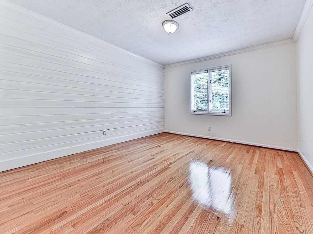 3028 Vinings Ferry Dr, Atlanta GA  30339-4314 exterior