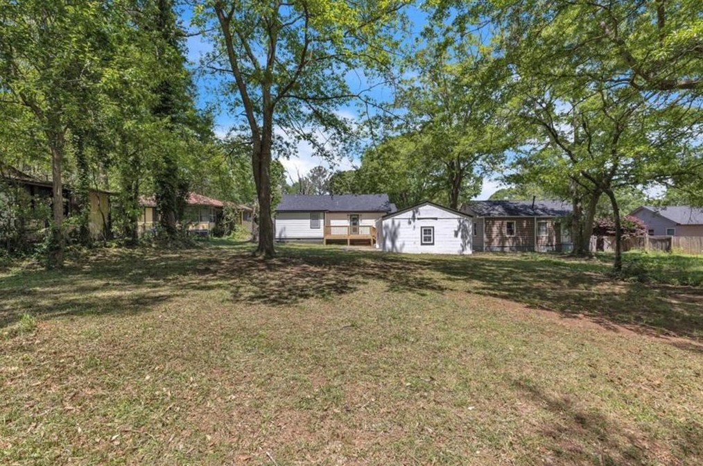 2484 Calvin Ave, Atlanta GA 30344-1001 exterior