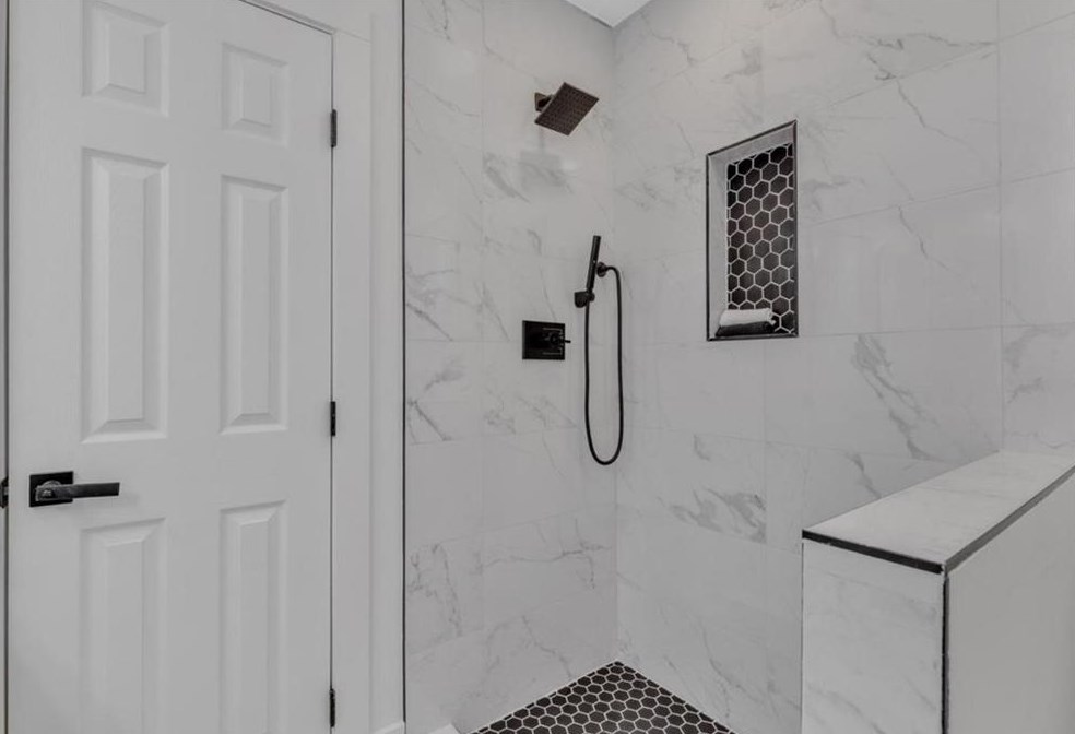 2484 Calvin Ave, Atlanta GA 30344-1001 exterior