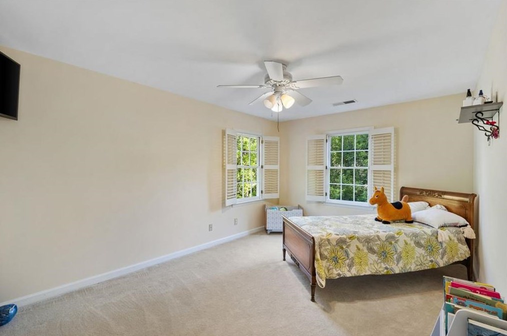 210 Sandtrap Way, Roswell GA  30076-3522 exterior