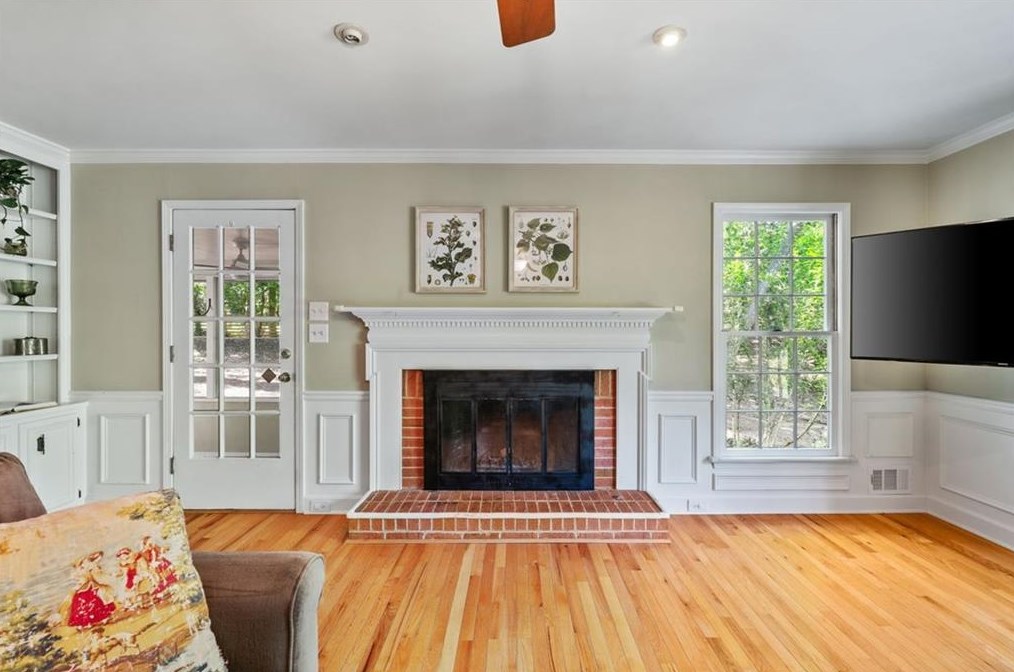 210 Sandtrap Way, Roswell GA  30076-3522 exterior