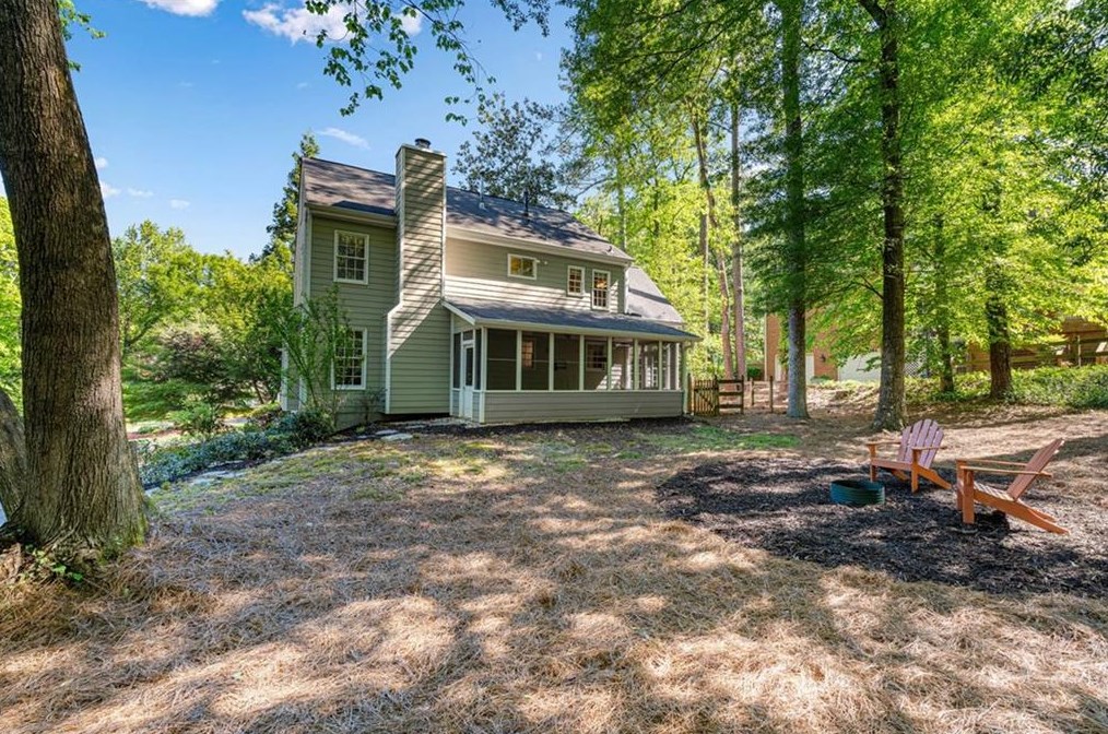 210 Sandtrap Way, Roswell GA  30076-3522 exterior
